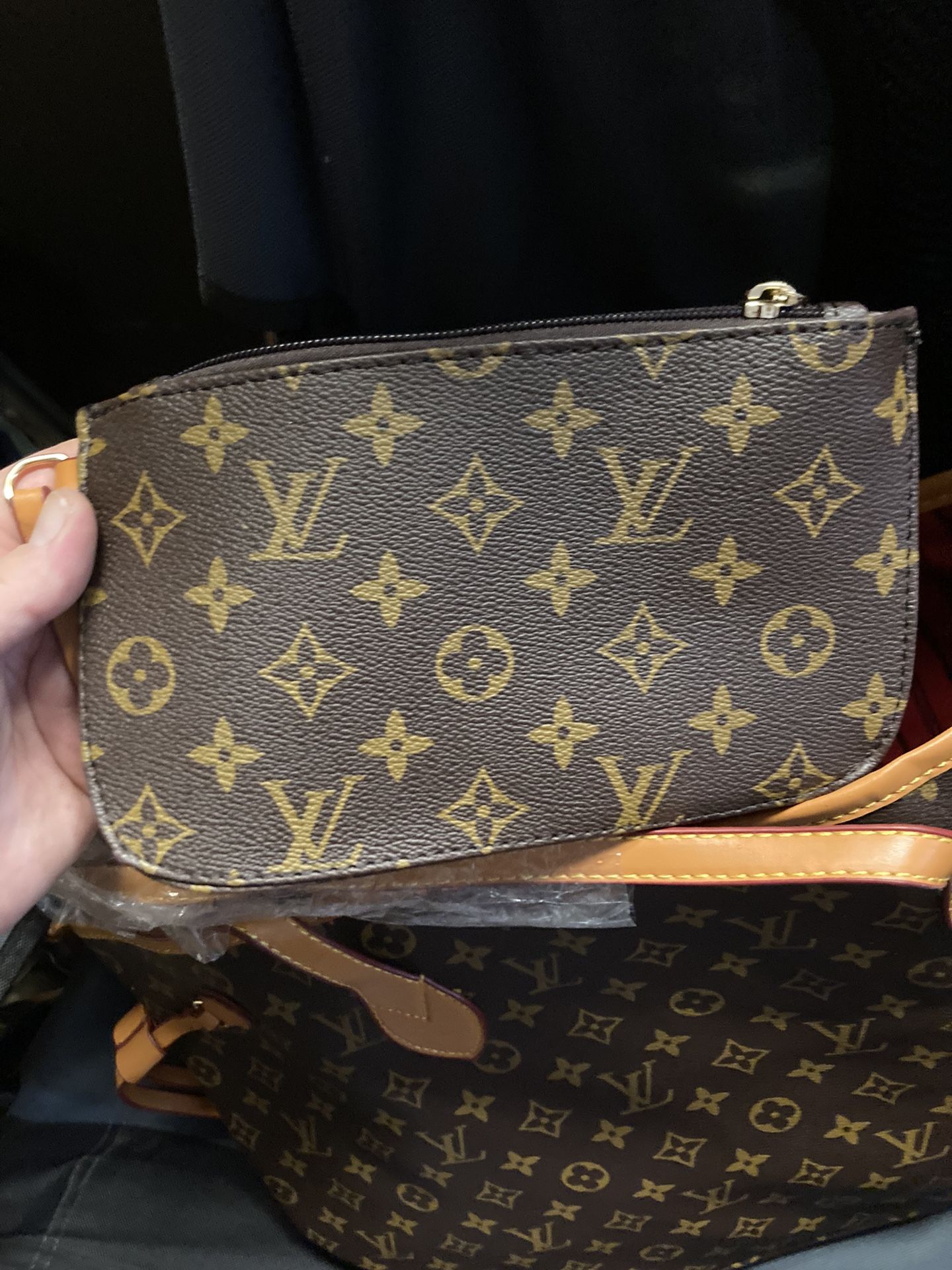 No Negotiation! Brand New!louis vuitton Passy monogram bag with chain  shoulder strap for Sale in Irvine, CA - OfferUp