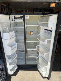 Full size Whirlpool Refrigerator