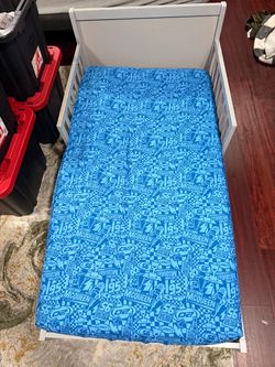 Toddler bedroom set with toy storage  and desk chair