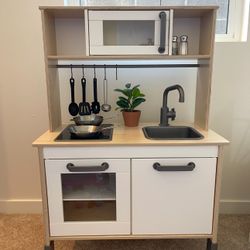 IKEA Kids kitchen 