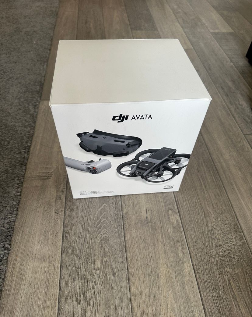 DJI Avata Pro View Combo (DJI RC Motion 2) Drone