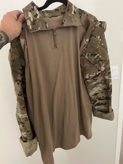 Men’s tactical top XXL (fits like a XL)