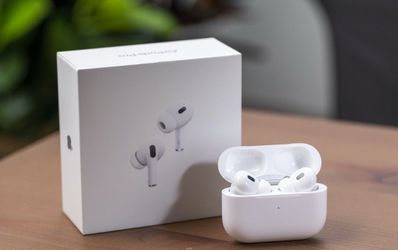 Apple AirPods Pro 3 Wireless Earbuds
