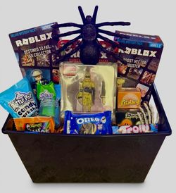 ULTIMATE ROBLOX HALLOWEEN BOO BASKET