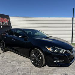 2018 Nissan Maxima SR