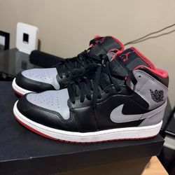 Air Jordan 1 Mid