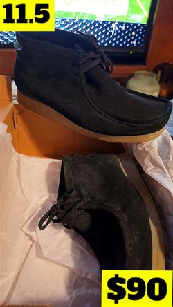 Clark's original black suede /tan sole