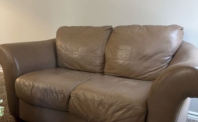 Loveseat couch - Need to get rid of