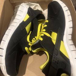 Nike free 2012 Men’s 2012 size 9