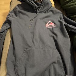 Men’s Quicksilver hoodie size medium