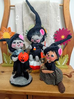 Super cute AnnaLee Halloween Collectible Set