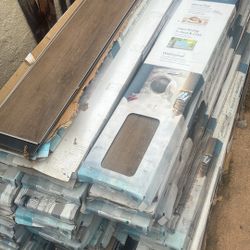 900+ Sq Ft Waterproof Rigid LVP Flooring – Kiln Dried Oak (40+ Boxes)