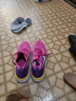 Sneakers Good Condition