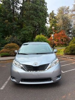 2014 Toyota Sienna