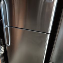 Stainless Steel Apt Size Fridge 