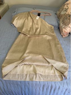 Banana Republic One Showlder Satin Dress Size 14, runs small like a size Large, New Whit Tags