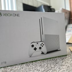 Xbox One S 2 TB