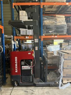 Raymond Reach Truck