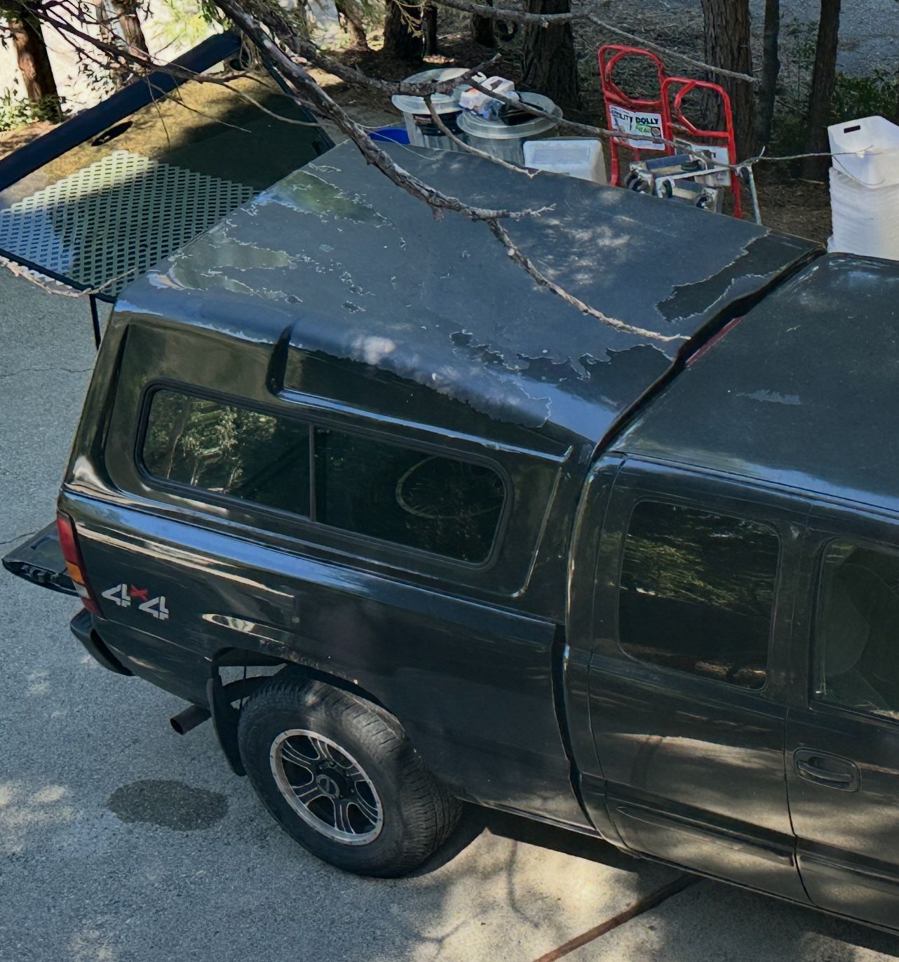 Silverado Camper.