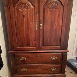 Wood Bedroom Set Full/Queen