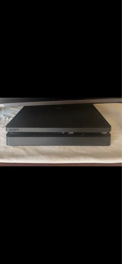 Sony PlayStation 4