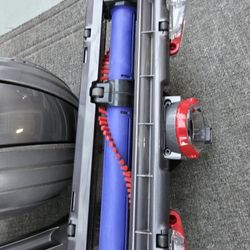 Dyson Vacuum 