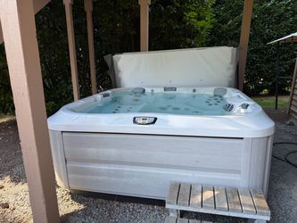 Jacuzzi J-375