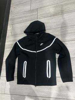 Nike Tech