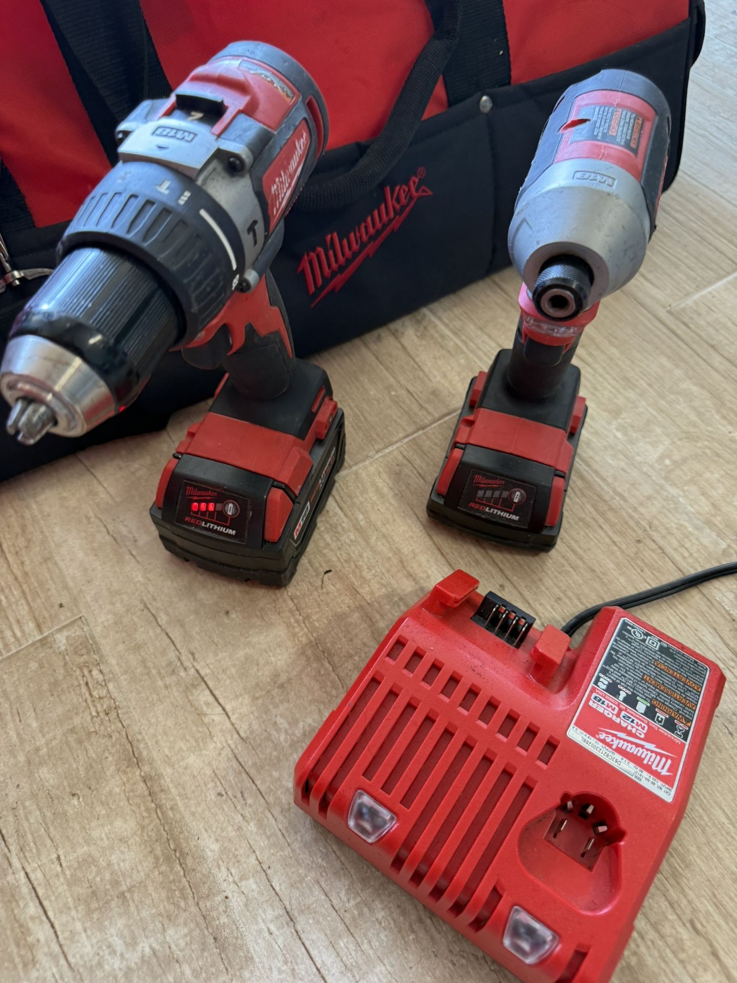 Milwaukee 2892-22CT M18 18V Compact Brushless 2-Tool Combo Kit - Red (LOOK