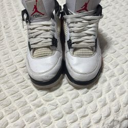 Jordan 4 Retro Red Cement Size 9