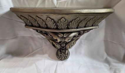 Vintage Ornate Gold Wall Sconce Shelf Acanthus Leaf Hollywood Regency Corbel Bracket 12"