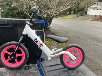 Child Kid Children Balance Bike 12” Wheels Bicycle Tricycle Trike like New