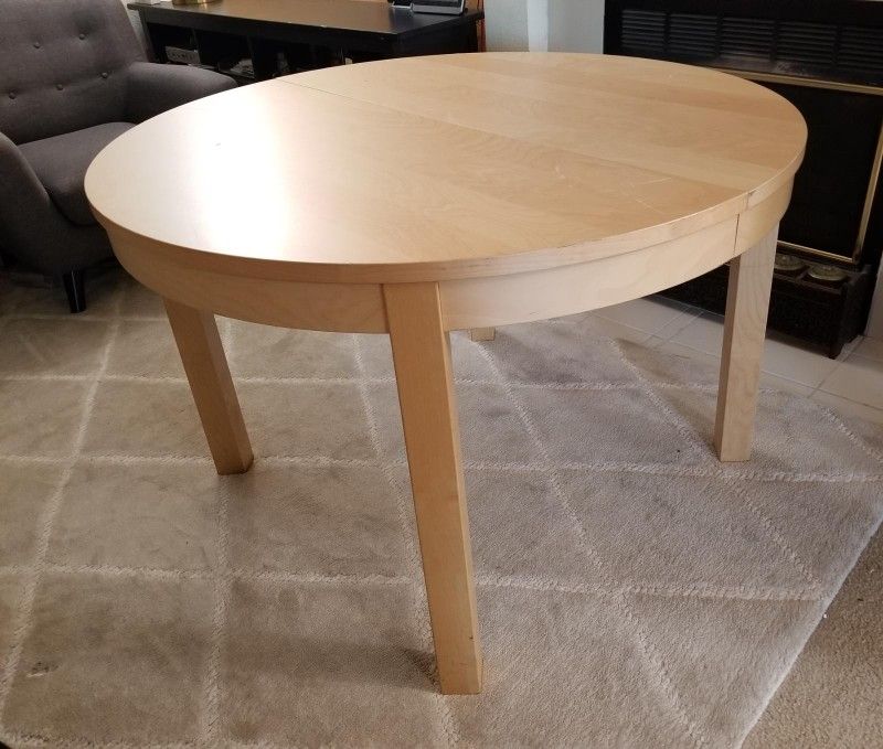 IKEA Bjursta Dining table Adjustable