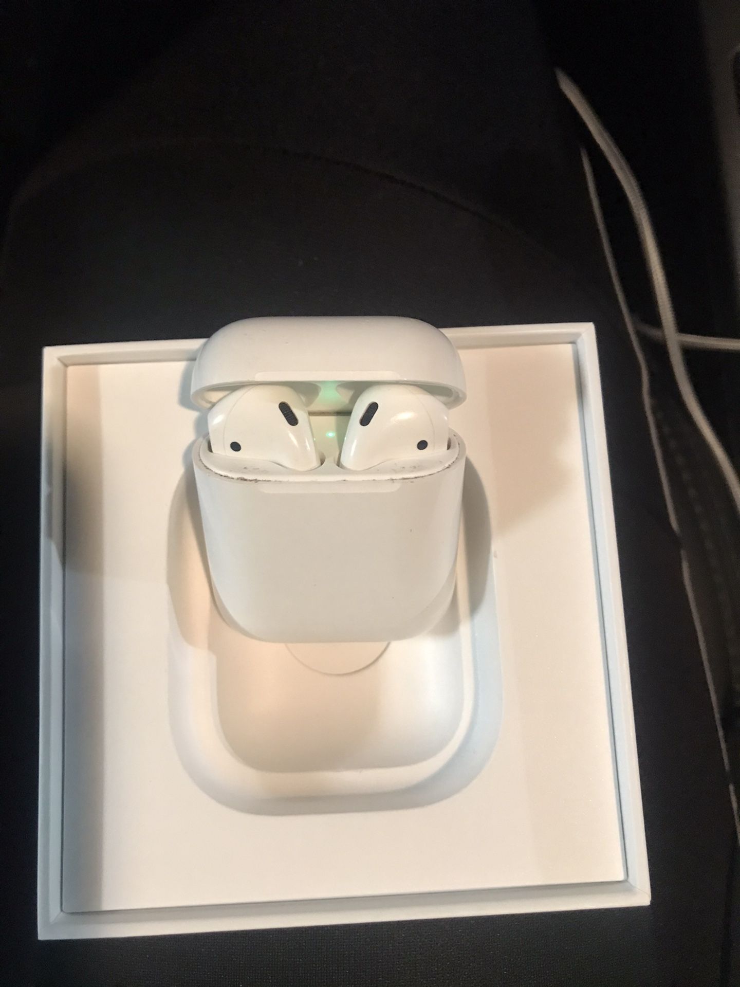 Apple AirPods