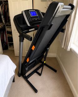 NordicTrack Folding Treadmill w/ Incline –