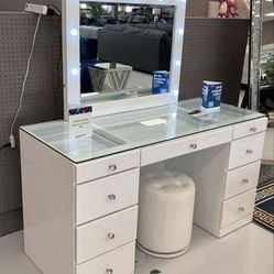 Avery Vanity & Top W/Led 
White and Black color available