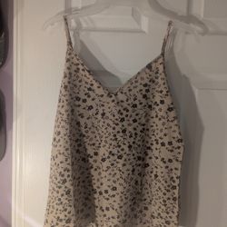 Brand New Flowy Tank With Partially Open Back Size Small