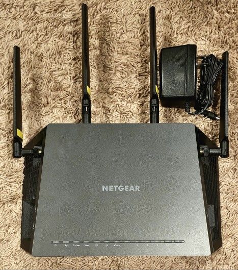 Netgear Nighthawk X4 R7800 Wifi Router & Netgear WAC104 Wireless Access Point & Netgear GS608 8-port 1GB Network Switch