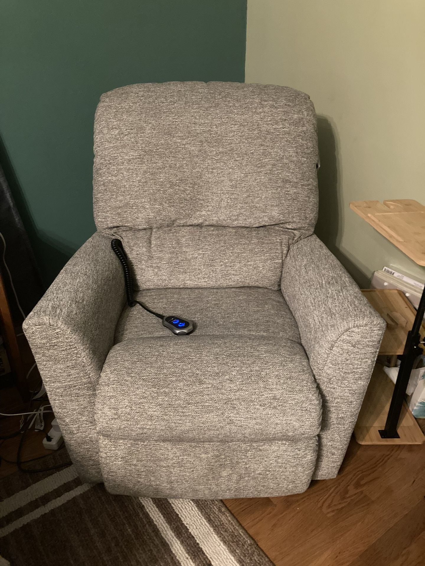 Power Lift and Recline Chair