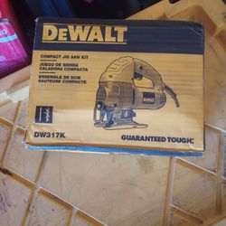 DEWALT
 5.5 Amp Corded Variable
Speed Jig Saw Kit with Bag