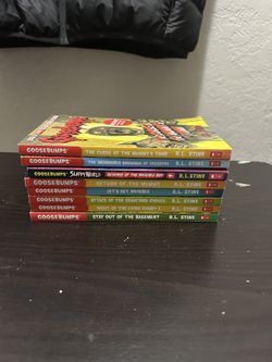 Eight Goosebumps Books 