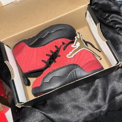 Jordan’s Retro 12 Size 6c