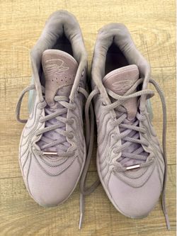 Nike LeBron 21