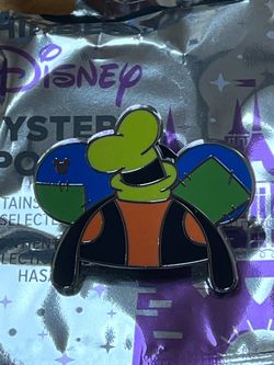 Disney Pins Hidden Disney Goofy Ear Hat