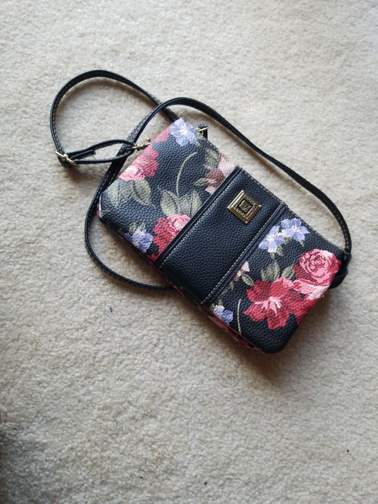 STONE MOUNTAIN WALLET SHOULDER PURSE ' New'