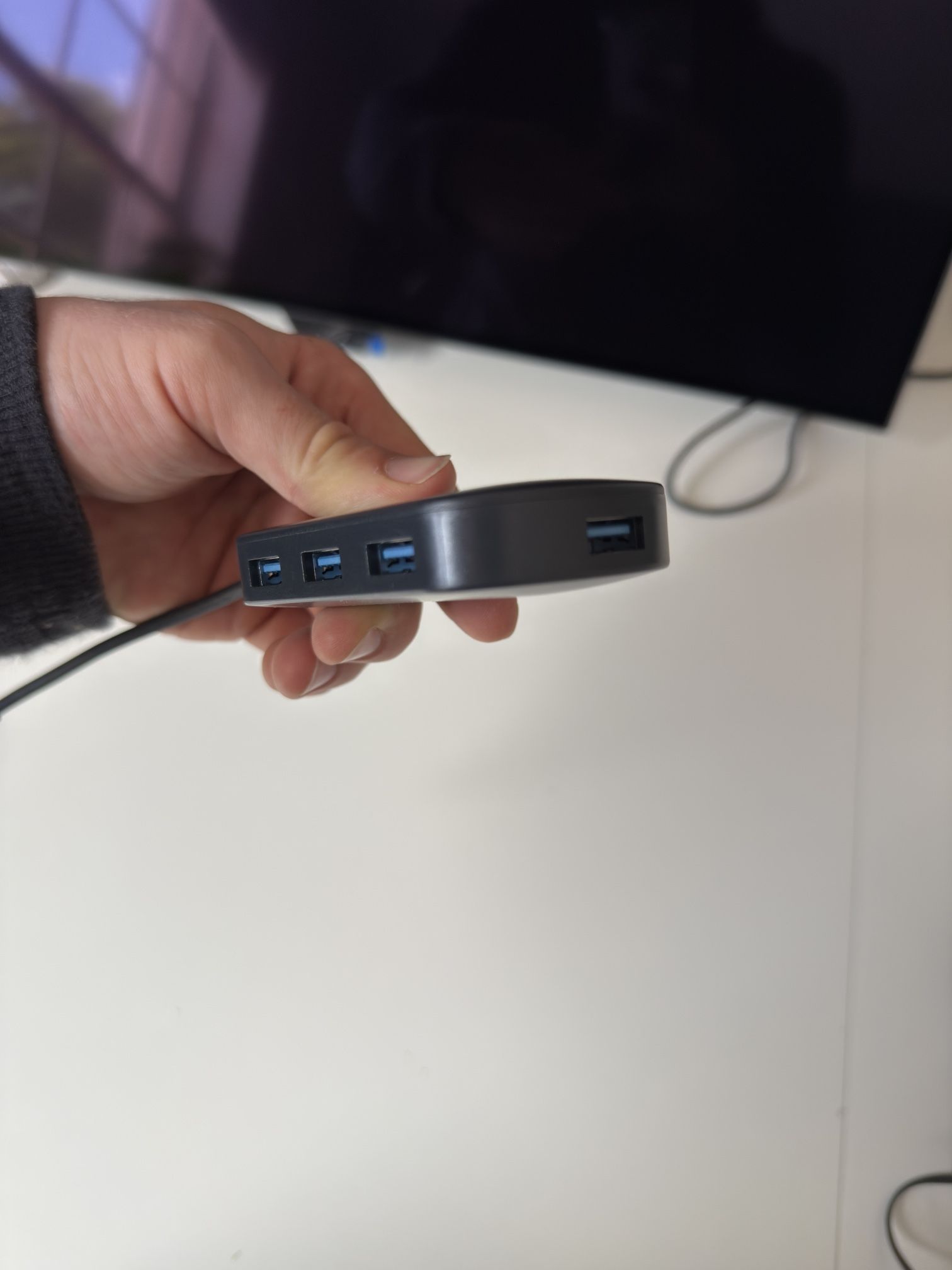 AC Powered USB 3.0 Hub with 4 USB Ports
