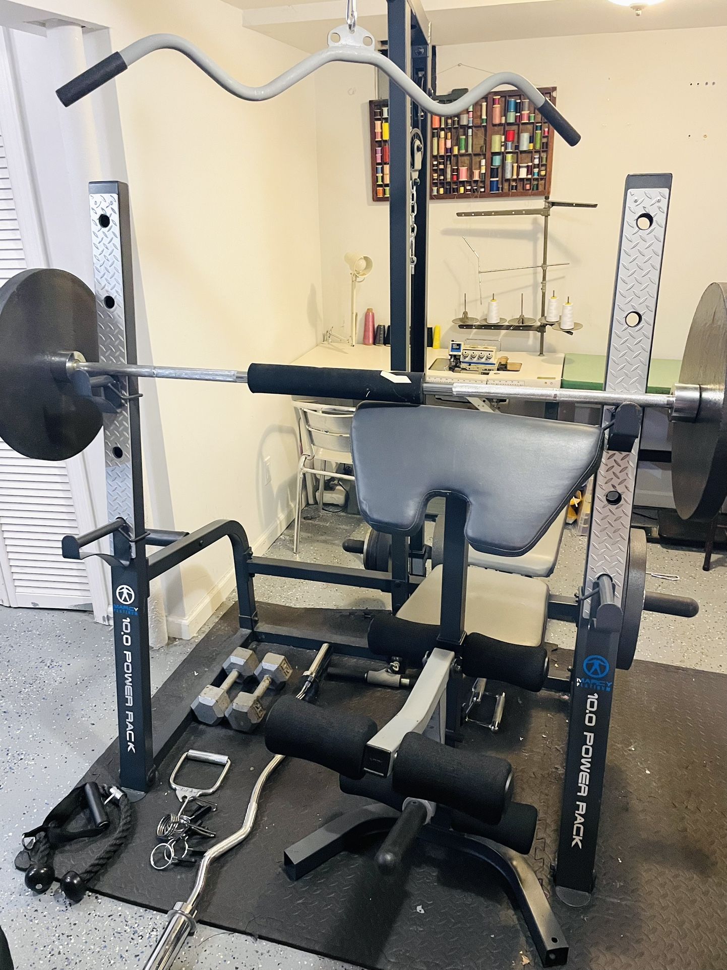 Marcy Personal Home Weight Training Gym with 270lbs of Plates 