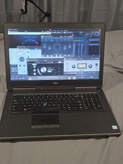 Laptop for Music Studio. Computadora para Estudio de Musica.