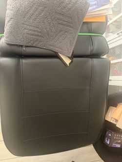 Electric massage table