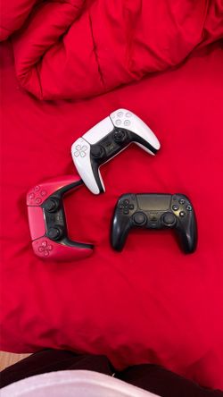Playstation 5 Controllers